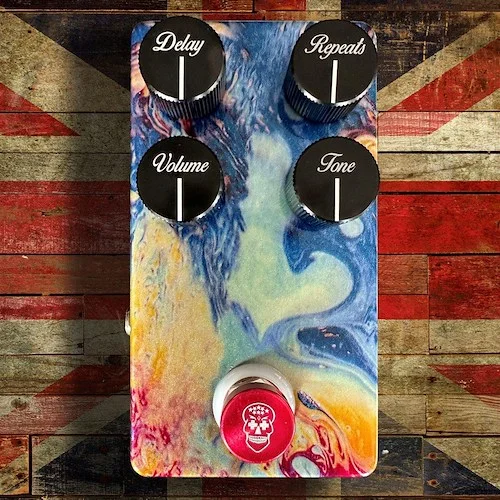 Flattley Boutique Effects Pedals Guitar Platinum Range - Bass Nirvana Analogue Delay Pedal