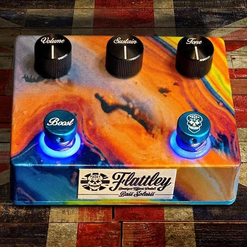 Flattley Boutique Effects Pedals Guitar Platinum Range - Bass Solaris Fuzz Pedal with Boost