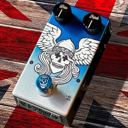 Flattley Boutique Effects Pedals Guitar Platinum Range - Valkyrie Vintage Chorus Pedal
