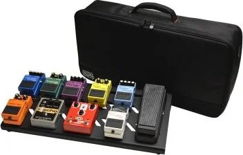 Gator Black Aluminum Pedal Board; Large w/ Carry Bag