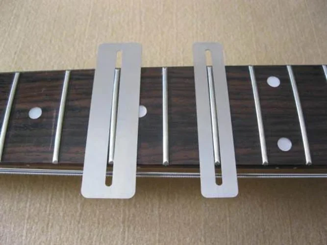 LT-1706-000 - Fingerboard Guards - Set of 2<br>