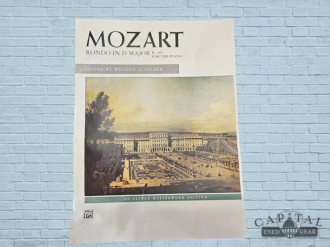 Mozart: Rondo in D Major, K. 485 (Used)