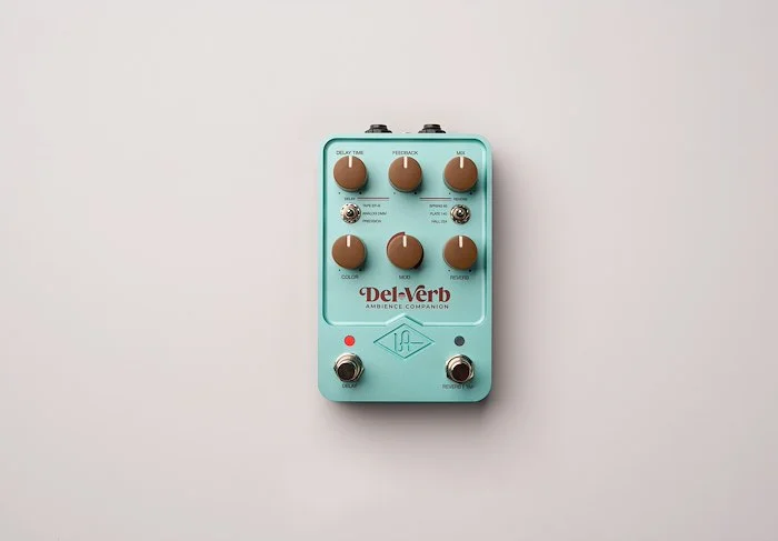 Universal Audio DEL-VERB Ambience Companion Reverb and Delay Pedal