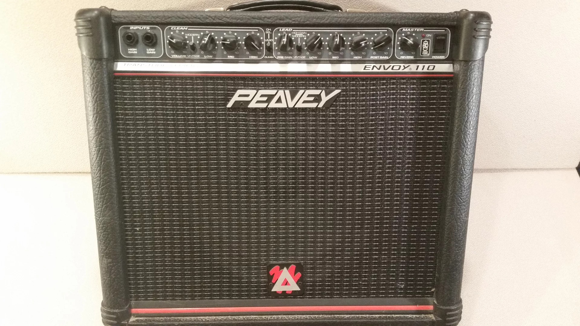 Peavey Envoy 110 40 watt guitar amplifier (Used) | Capital Music Gear